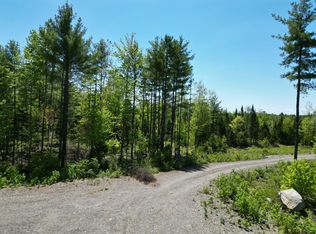 9 Chickadee Ln, Lovell, ME 04051