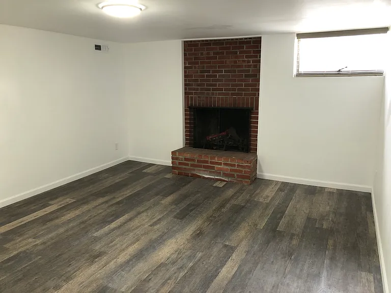 9852 NE 18th St — Photo 18