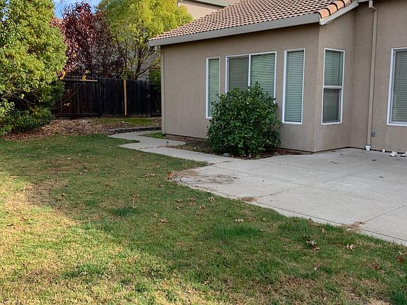 5th image of 7692 Belle Rose Cir