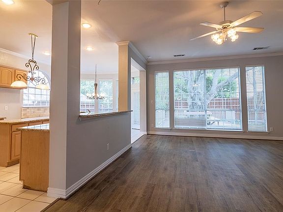 3rd image of 3204 Furlong Dr W