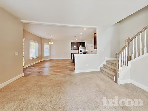 3rd image of 629 Lakemont Dr