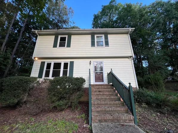 7504 Post Oak Rd, Raleigh, NC 27615