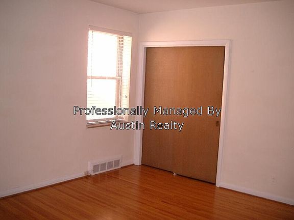 4th image of 8740 Delmar Blvd APT 1W