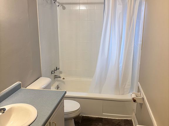 3rd image of 5473 Ontario Ave #5