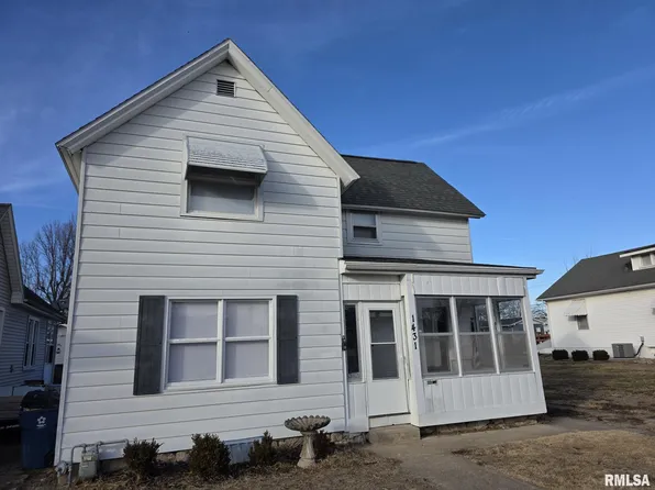 1431 Spruce St, Quincy, IL 62301