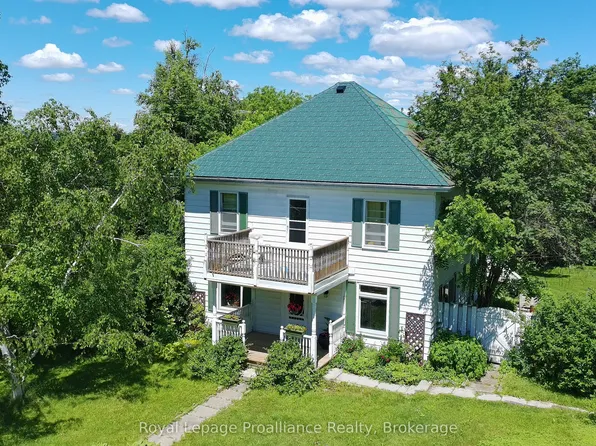 14 County Road 2 Rd, Otonabee South Monaghan, ON K0L 1B0