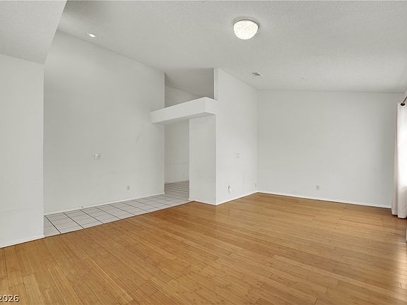 5th image of 5132 El Nino Ln