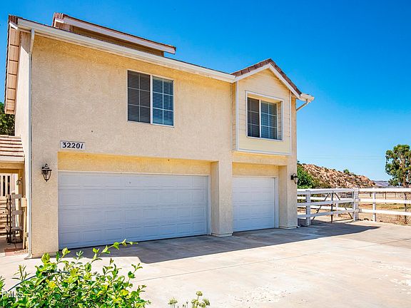 5th image of 32201 Joaquin Dr