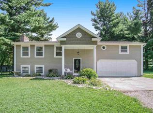 59210 Edna Rd, Mishawaka, IN 46544