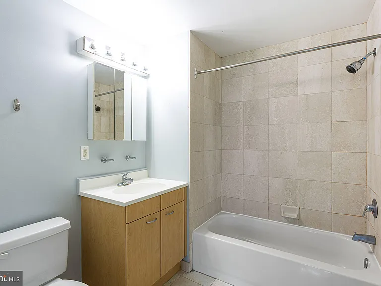 2 Leverington Ave #38 — Photo 16