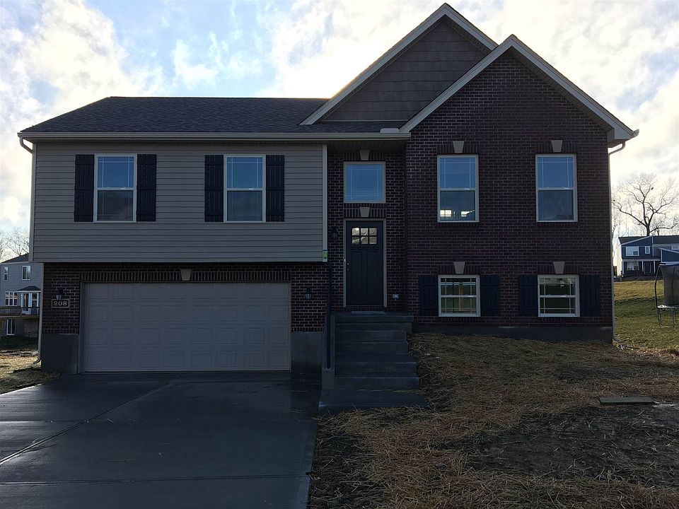 1st image of 208 Veneto Dr