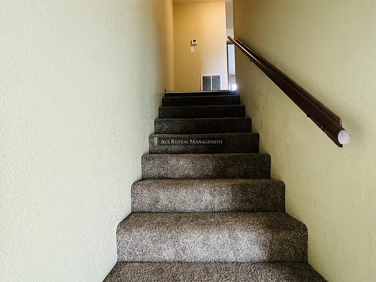 3527 Helena Ave #9 — Photo 13