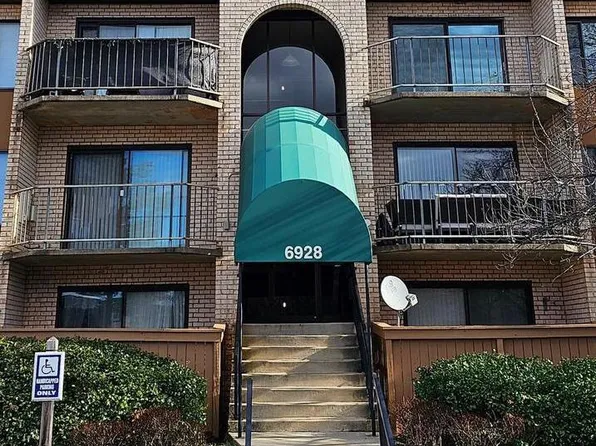 6928 Hanover Pkwy APT 401, Greenbelt, MD 20770