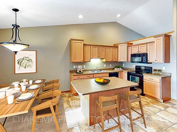 4th image of 4224-4318 N Pennsylvania Ave #686321F10