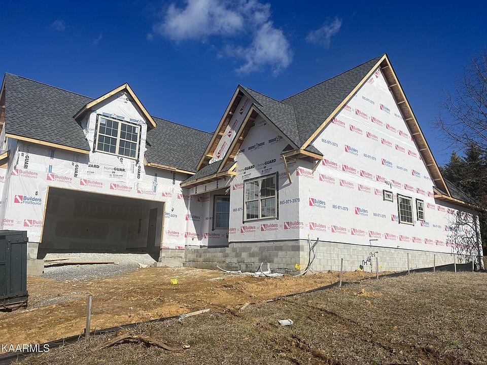 1st image of 1572 Tsuga Dr