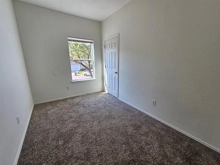 304 Windridge Village Cv — Photo 29