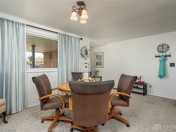 3rd image of 6190 Sandbury Dr