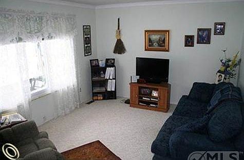 Fish Lake Living Room (Copy).JPG