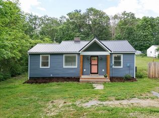 2207 E Side Hwy, Crimora, VA 24431