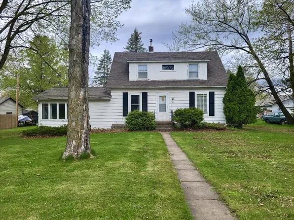 321 South 4th STREET, Luck, WI 54853