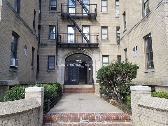 2nd image of 8630 98th St APT 1D