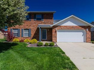 717 Leighigh Dr, Swansea, IL
