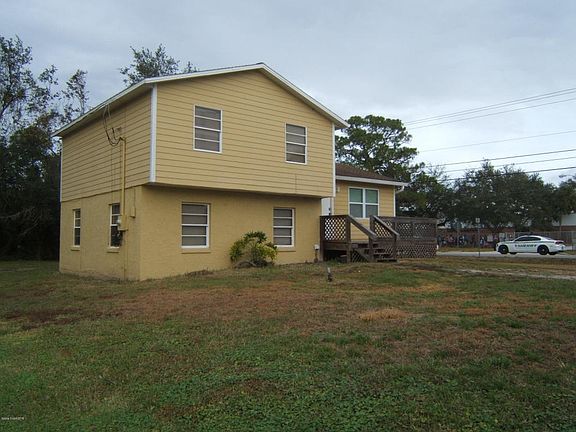 3rd image of 2500 N Palm Dr
