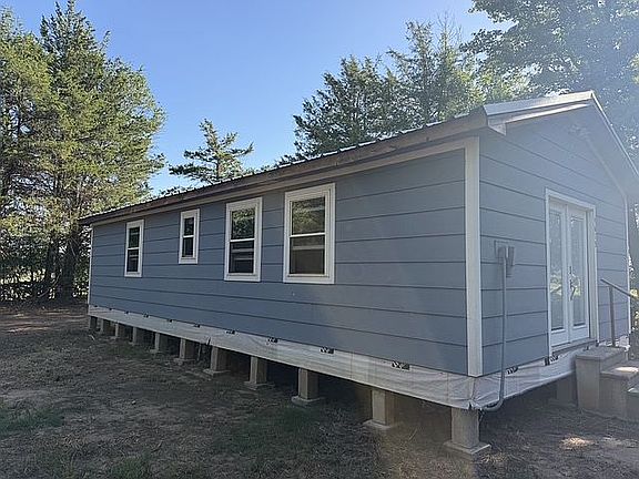 3rd image of 6040 N State Highway 37