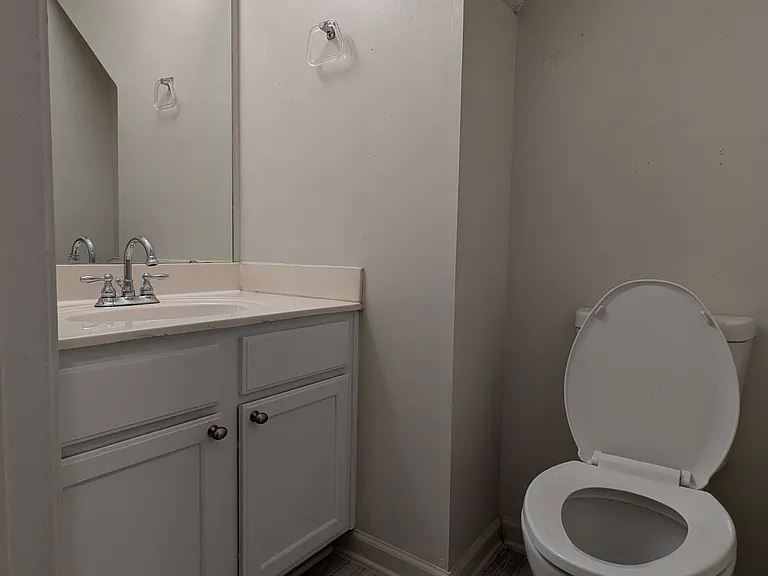 1701 Clooney Ln — Photo 13