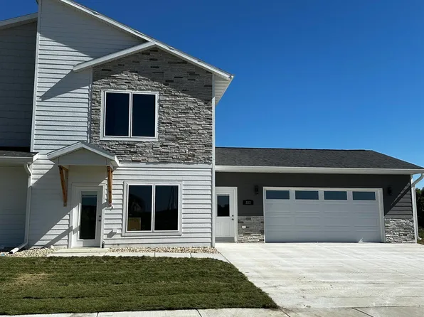 222 Ivy Ln, Crooks, SD 57020