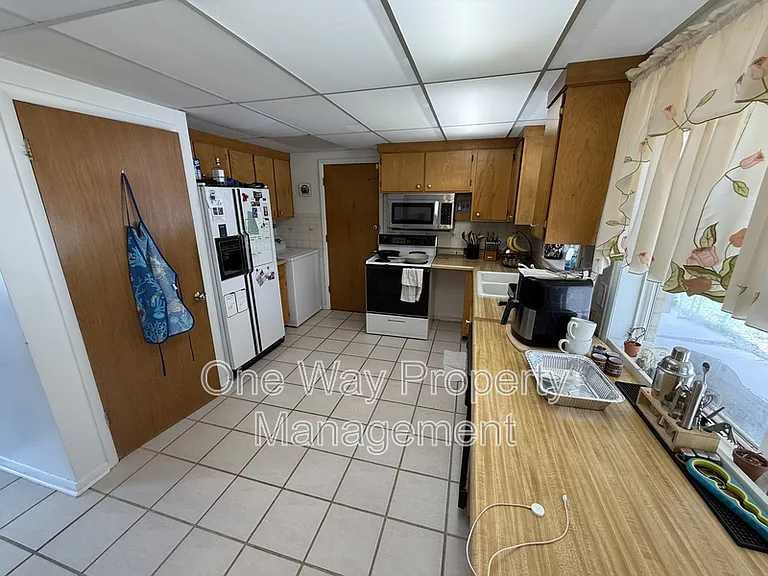 500 26th Avenue Ct — Photo 2