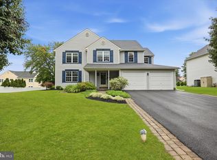 50 Copperleaf Dr, Newtown, PA 18940