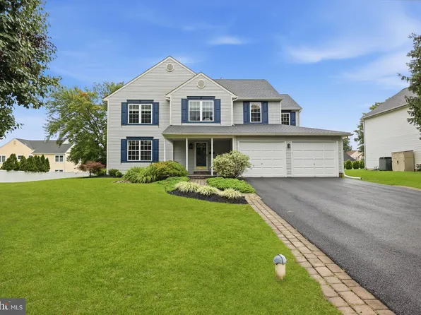 50 Copperleaf Dr, Newtown, PA 18940
