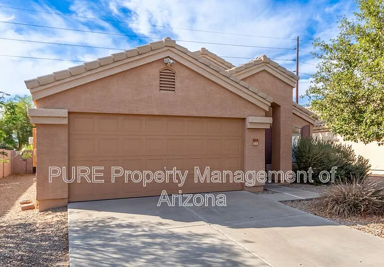 1816 S 106th Ln — Photo 4