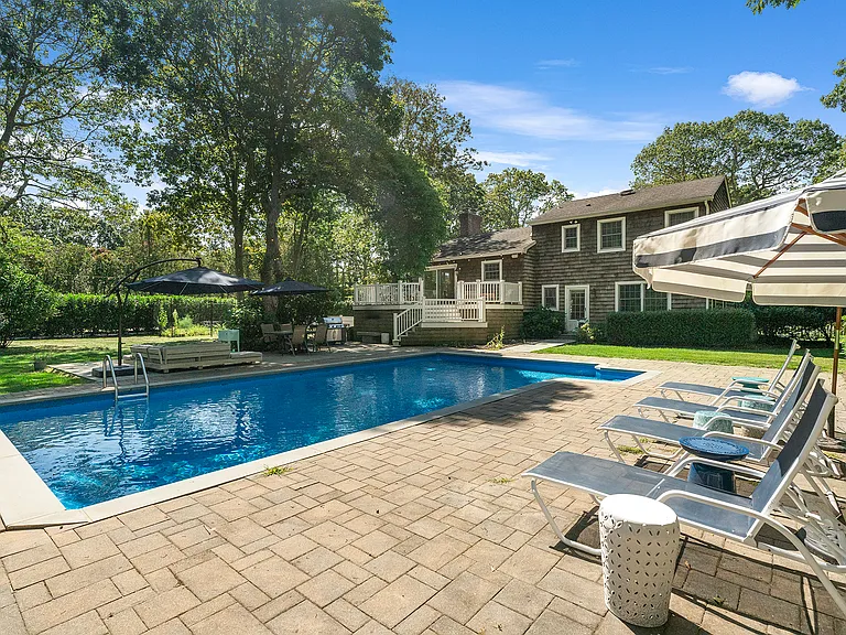 44 Midhampton Ave — Photo 3