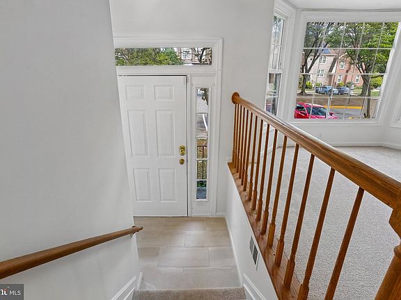 5th image of 13148 Kara Ln
