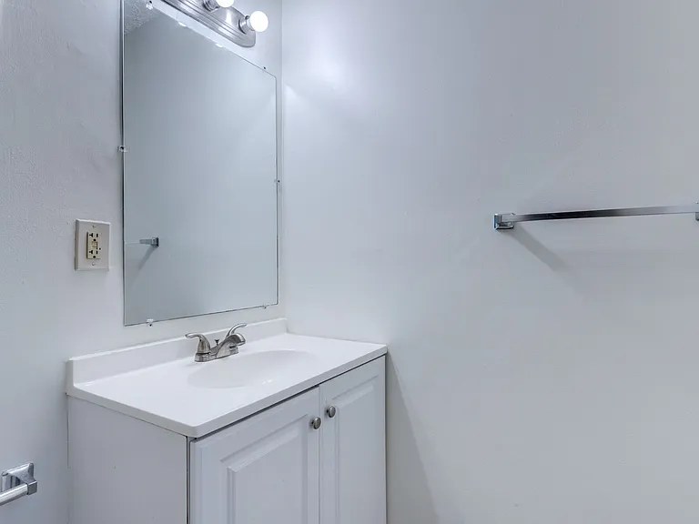 3357 Dill Ave — Photo 22