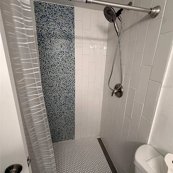 159 Medallion Blvd #A — Photo 5