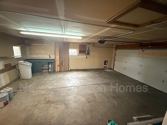 5th image of 9525 Aspen Grove Way