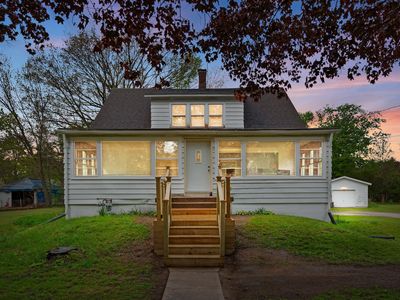 320 Johnson Rd, Trail Creek, IN, 46360