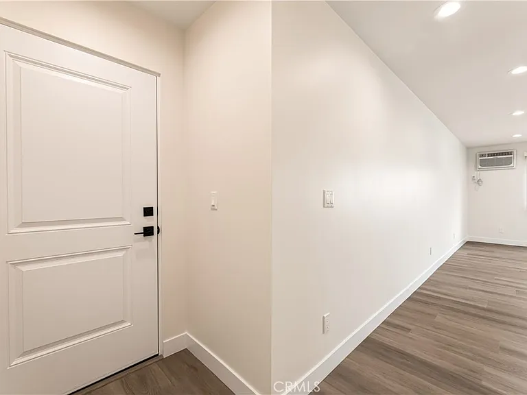 5409 Radford Ave #7 — Photo 19