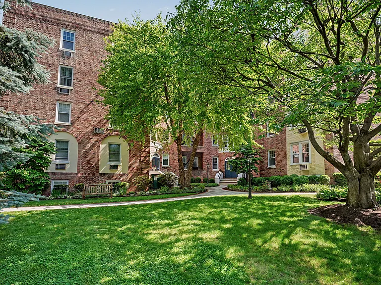 169 Mason St #1G — Photo 16