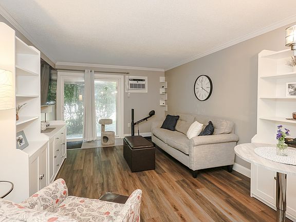 4th image of 120 Fisherville Road #156