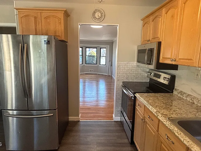 41 Village Green Way — Photo 11