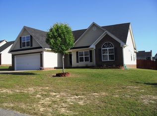 588 Americana Dr, Raeford, NC 28376