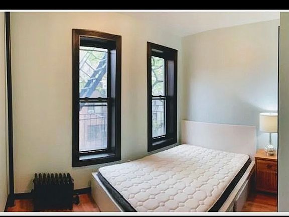 4th image of 518 E 83rd St APT 4B