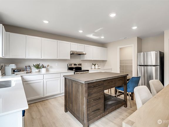 5th image of 1259 Etna Place SE #26