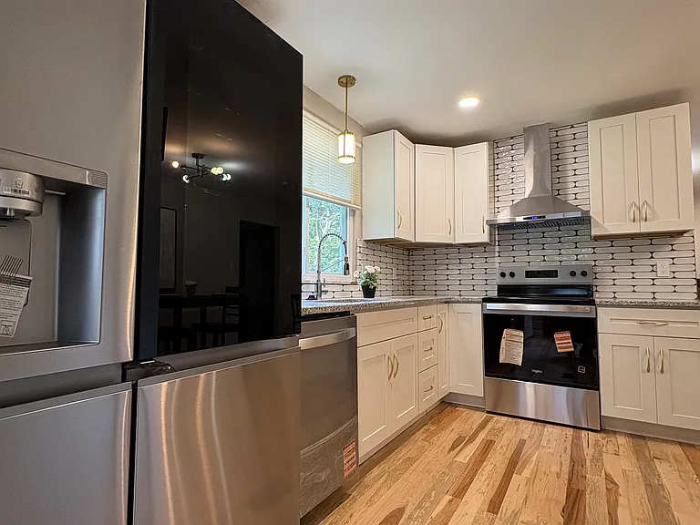 103 Falmouth Dr — Photo 11