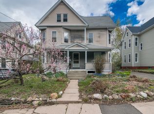 25 Morgan St, Holyoke, MA 01040