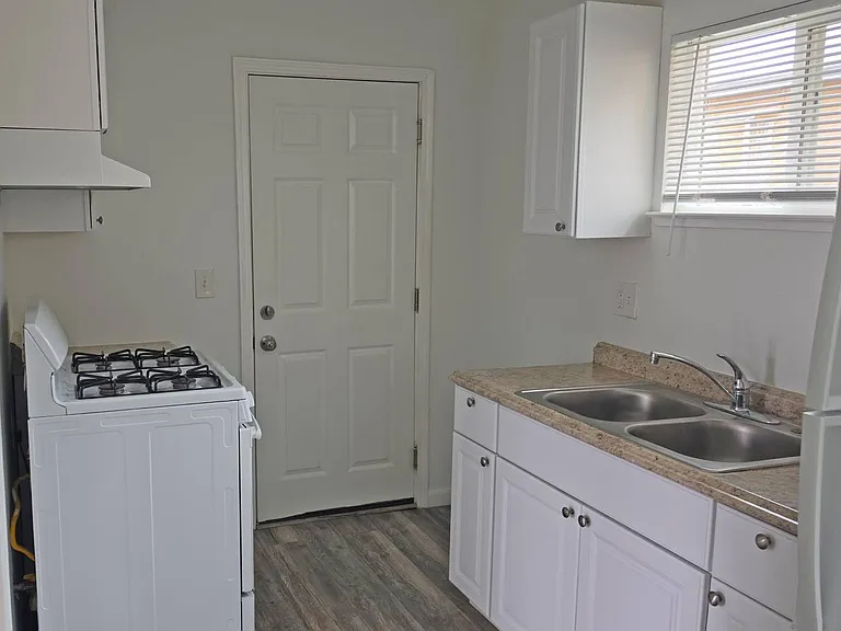 1161 Benicia Rd #C5 — Photo 9